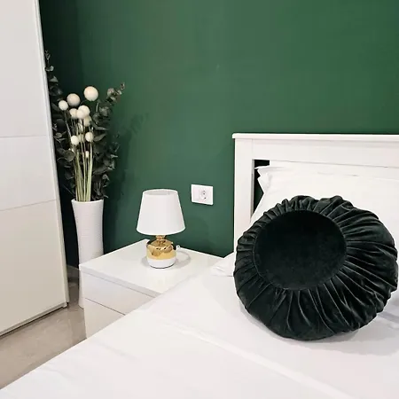 Sinkovic Apartment *