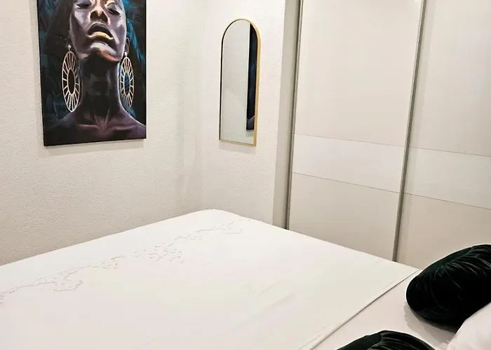 斯克维可公寓 *